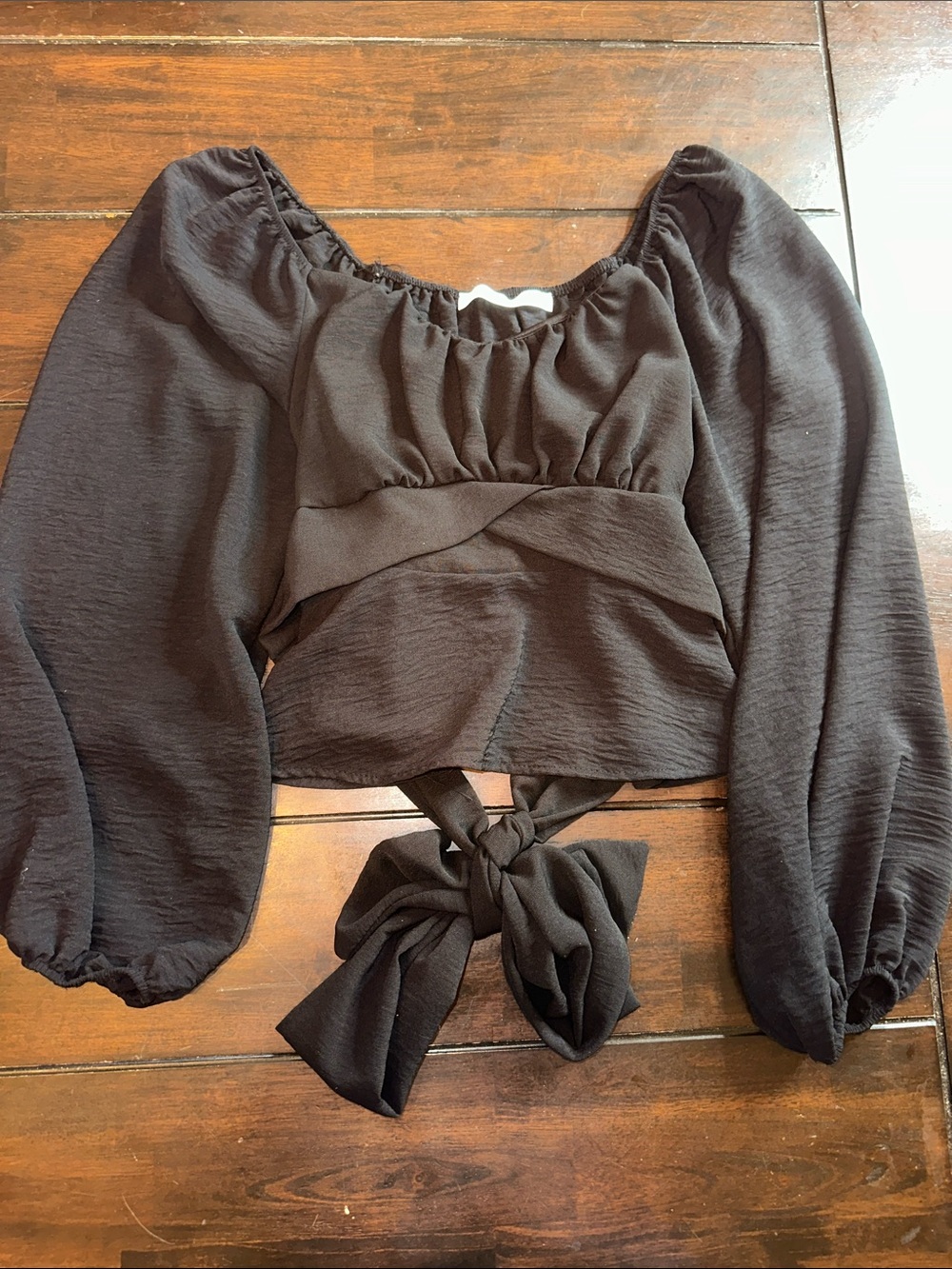 Altar'd State Black Puff-Sleeve Cropped Blouse
